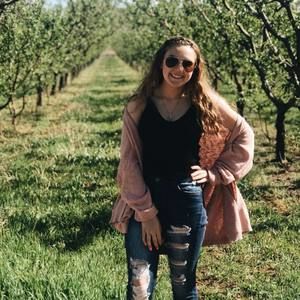 Meet your Posher, Abbygale